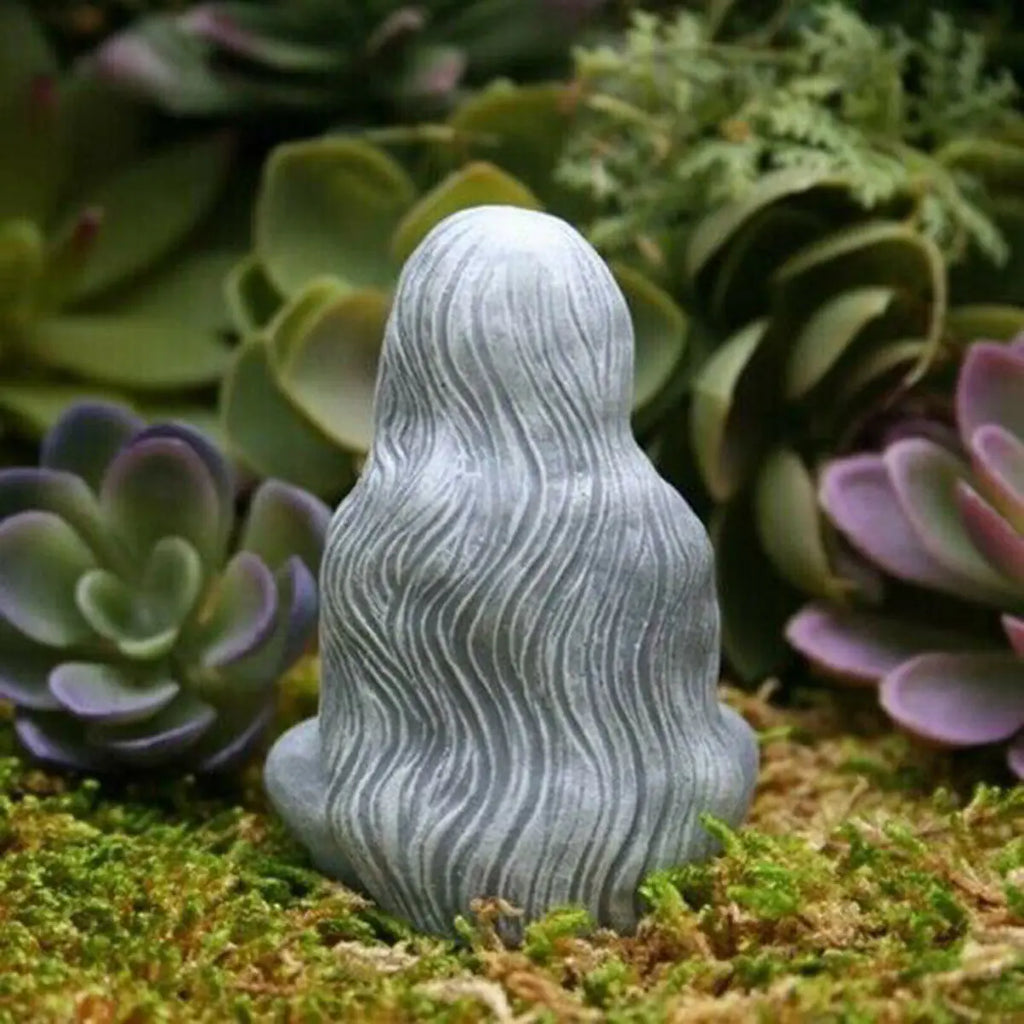 Moon Goddess Resin Statue — 8cm Divine Feminine Altar Figurine