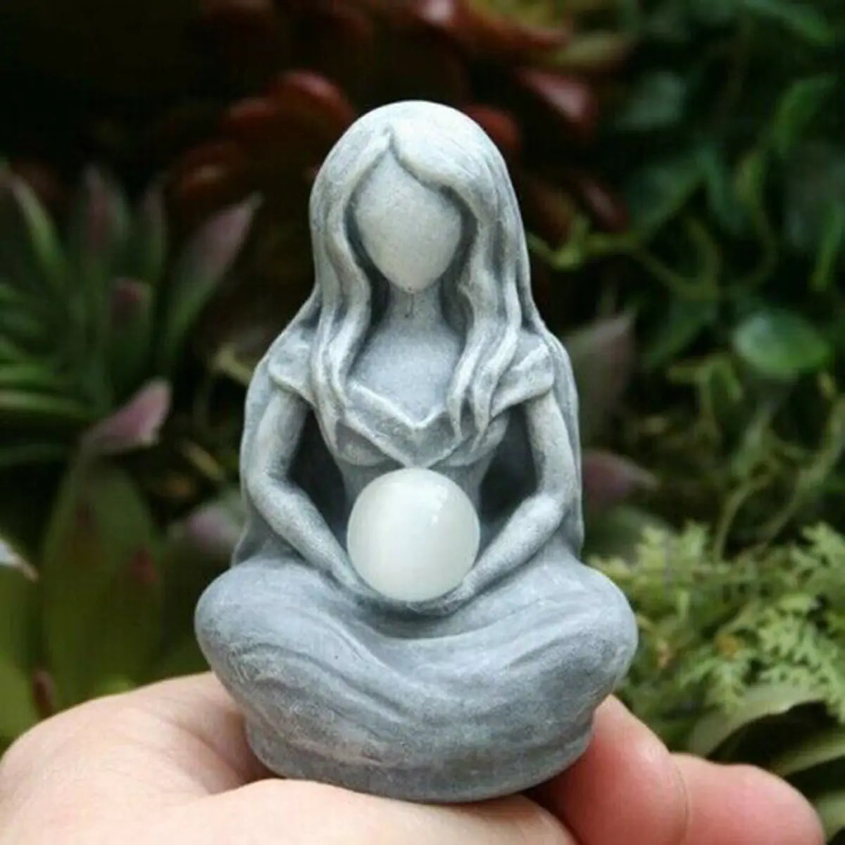 Moon Goddess Resin Statue — 8cm Divine Feminine Altar Figurine