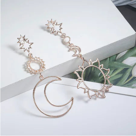 Retro Sun and Moon Asymmetrical Earrings